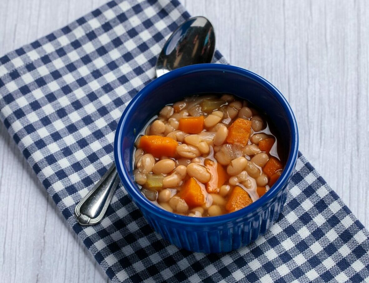 Slow Cooker Navy Bean Soup